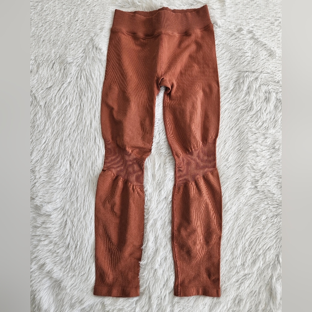 Free People Movement mid rise leggings Terracotta Size M/L